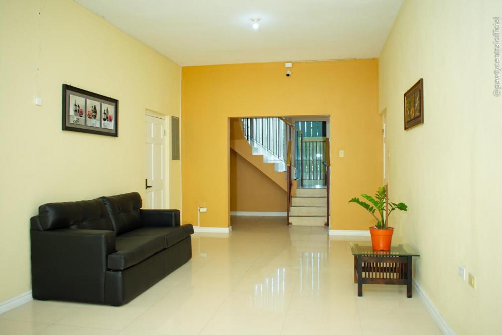 Ivs Bed And Breakfast คิงส์ตัน ภายนอก รูปภาพ